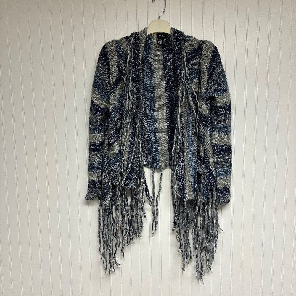 Rue 21 Fringe Cardigan Sweater L Blue Gray Striped Boho Soft Grunge Y2K Hippie
